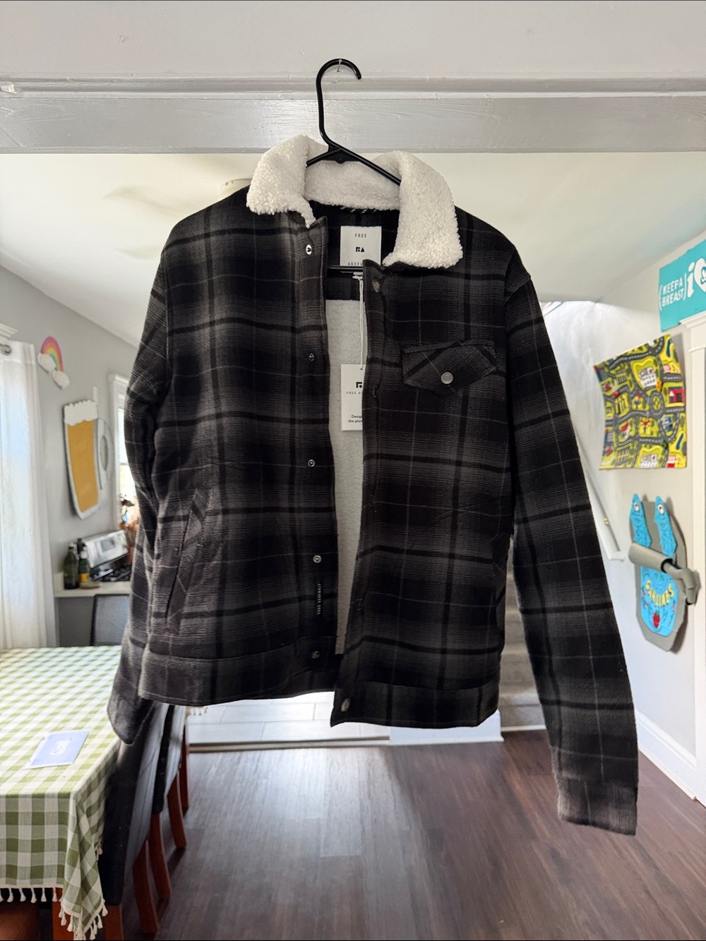 Men's Sherpa-Lined Plaid Shirt Jacket - Black/Grey